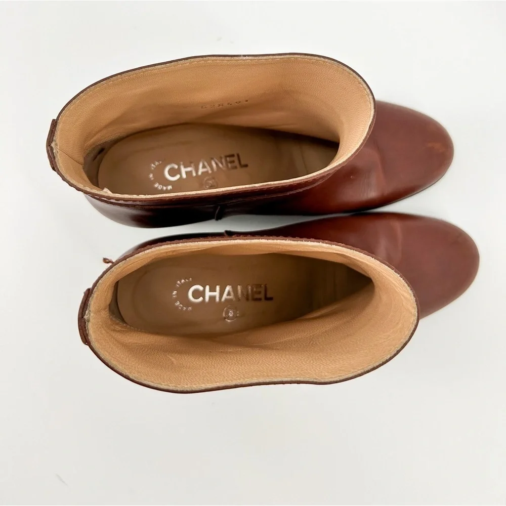 Chanel Caramel Cognac Brown Ankle Boots Logo Size 38